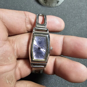Roxy By Quicksilver Ladies Quartz Watch Silver Tone Purple Dial Working RX1900 s